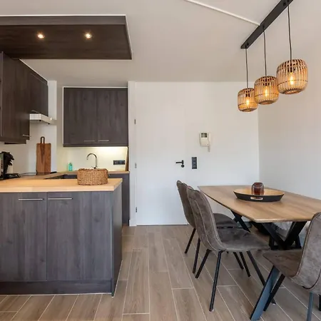 Modern Close To The For 6 Apartmán *