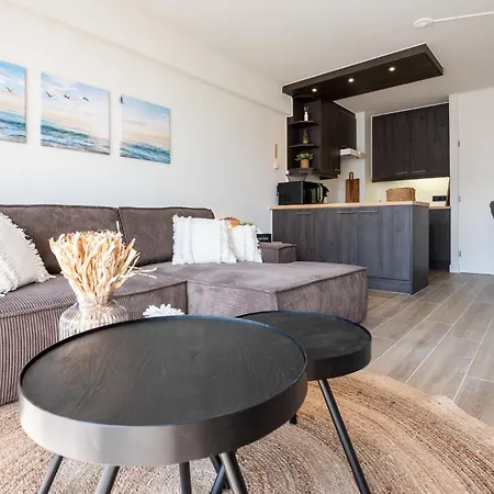 Modern Close To The For 6 Appartement *