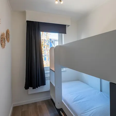 Modern Close To The For 6 * Ostende