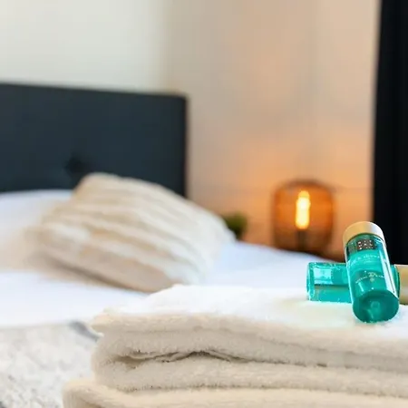 Modern Close To The For 6 *