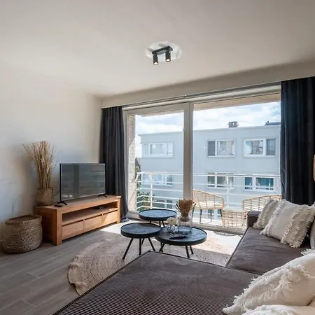 Διαμέρισμα Modern Close To The For 6