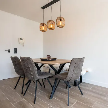 Апартаменты Modern Close To The For 6 Остенде